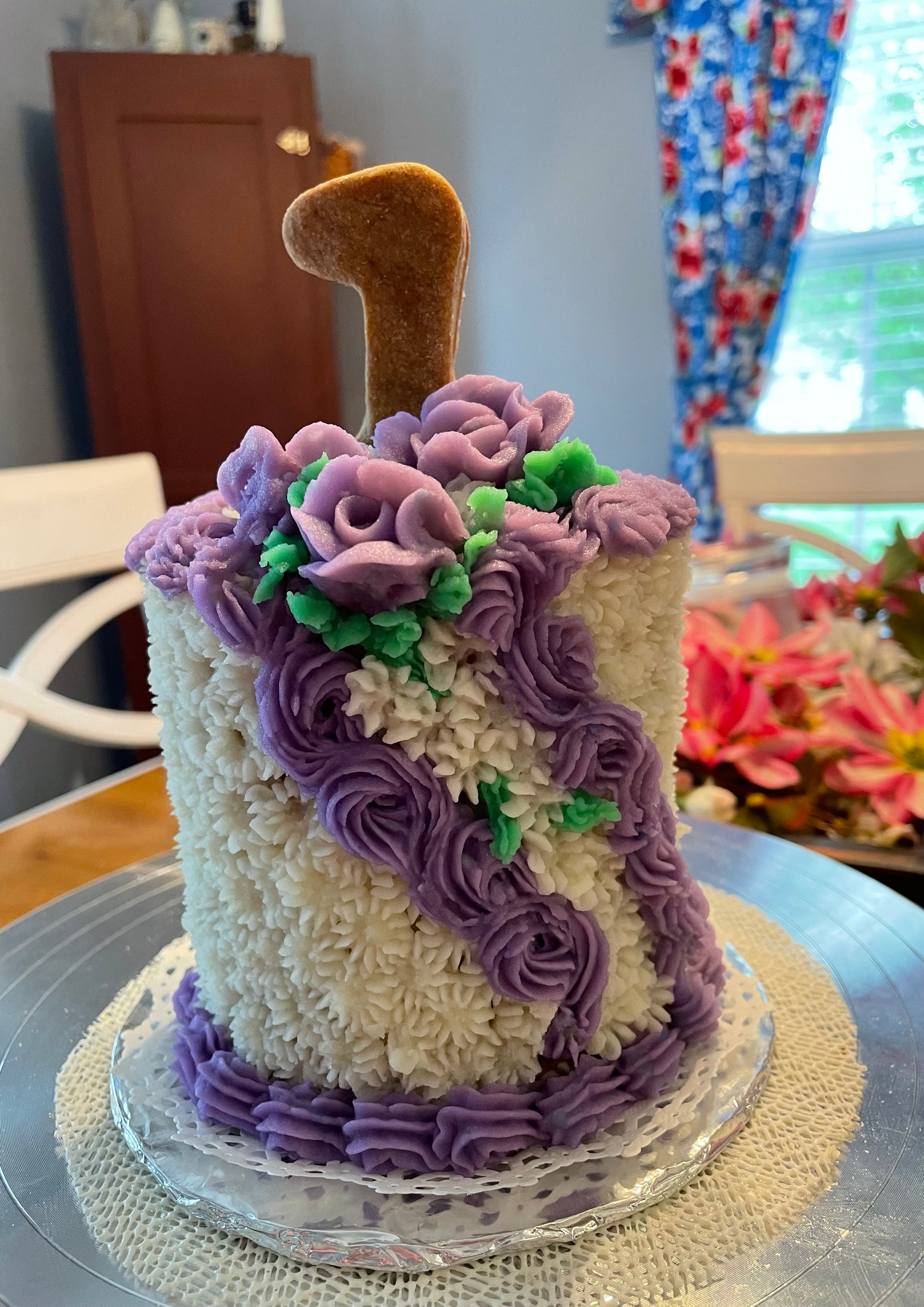 4" Puppy Birthday Cake